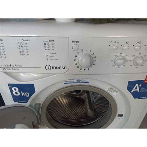 Manual Indesit IWC 81251 B EU.M Washing Machine